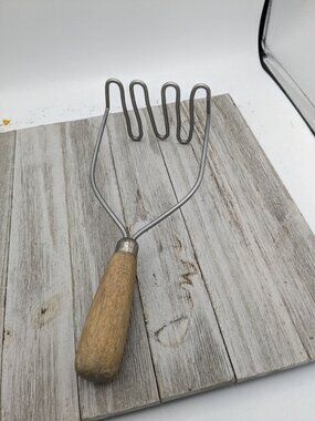 Vintage 9" Veggie Potato Masher Wood Handle